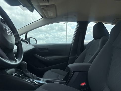 Used 2022 Toyota Corolla LE image 34