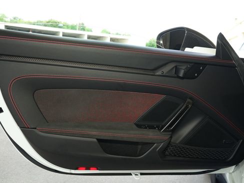 Used 2025 Porsche 911 GT3 RS RWD image 29