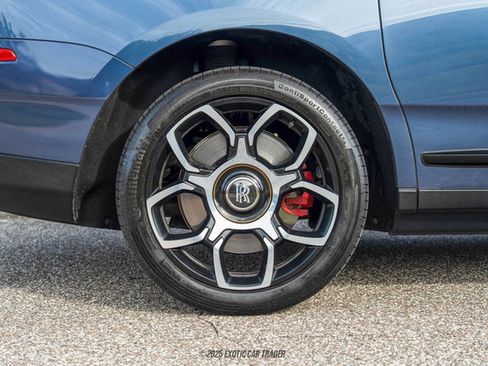 Used 2023 Rolls-Royce Cullinan Black Badge w/ Leather Finishing Pack image 59