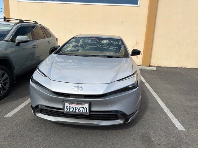 Certified 2024 Toyota Prius XLE FWD image 2