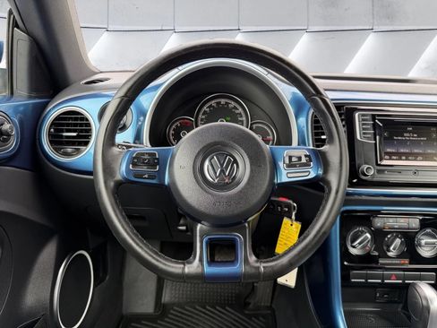 Used 2017 Volkswagen Beetle 1.8T S FWD image 16