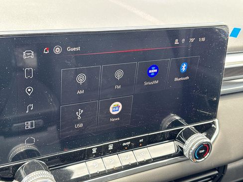 New 2026 GMC Canyon Elevation w/ LPO, Black Badging Package RWD image 15