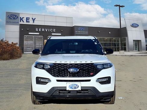 Used 2022 Ford Explorer ST w/ Equipment Group 401A AWD/4WD image 2