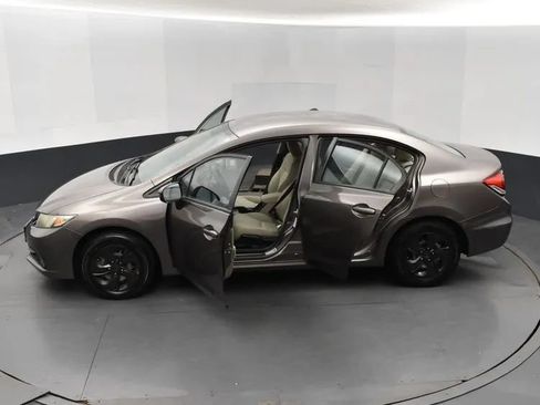 Used 2014 Honda Civic LX image 7
