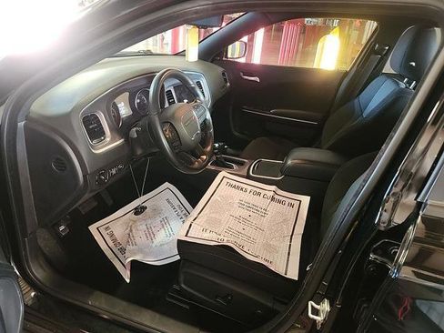 Used 2022 Dodge Charger SXT image 5