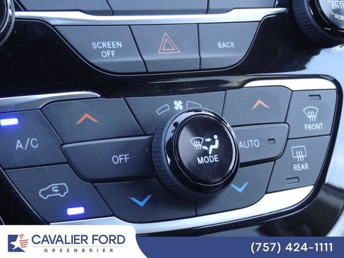 Used 2017 Chrysler Pacifica Touring-L Plus FWD image 33