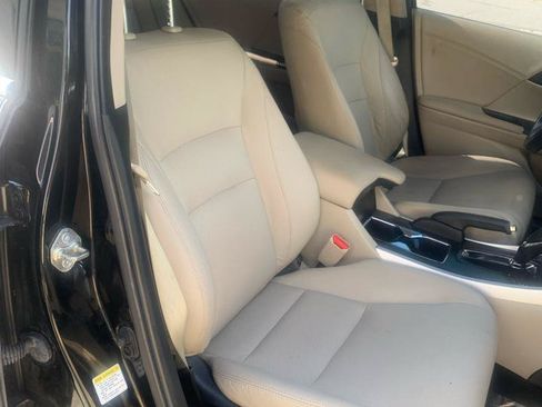 Used 2015 Honda Accord EX-L image 9