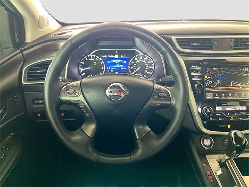 Used 2020 Nissan Murano Platinum image 11