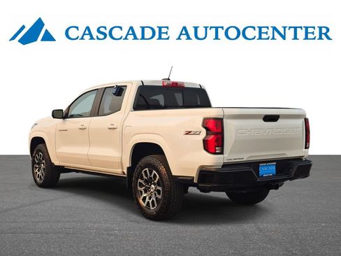 Certified 2024 Chevrolet Colorado Z71 w/ Z71 Convenience Package 2 AWD/4WD image 5