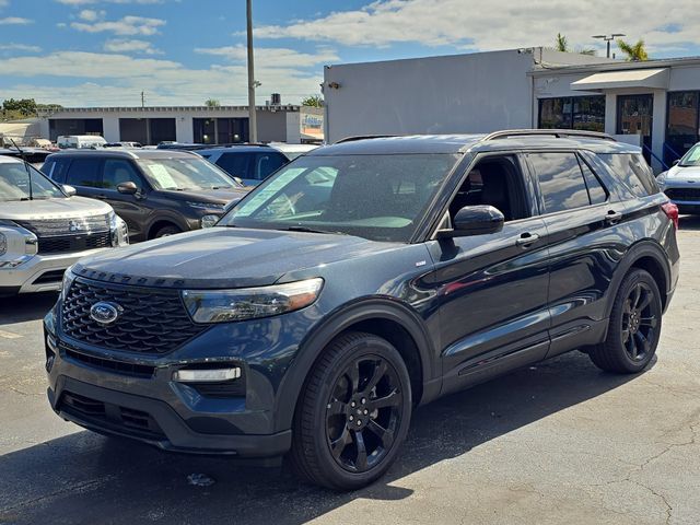 Used 2023 Ford Explorer ST-Line w/ Class IV Trailer Tow Package RWD image 32