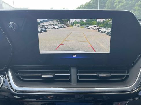 Used 2025 Chevrolet Trax ACTIV w/ Driver Confidence Package FWD image 27