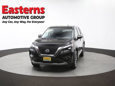 Used 2023 Nissan Rogue S AWD/4WD image 48