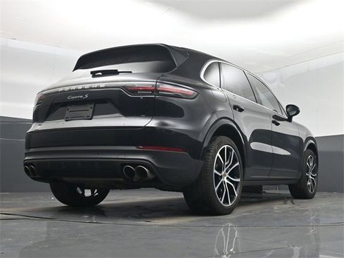 Used 2020 Porsche Cayenne S image 63