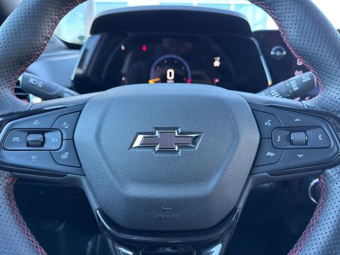 Used 2024 Chevrolet Trax RS w/ Driver Confidence Package image 23