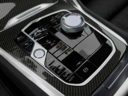 New 2026 BMW X6 M60i image 10