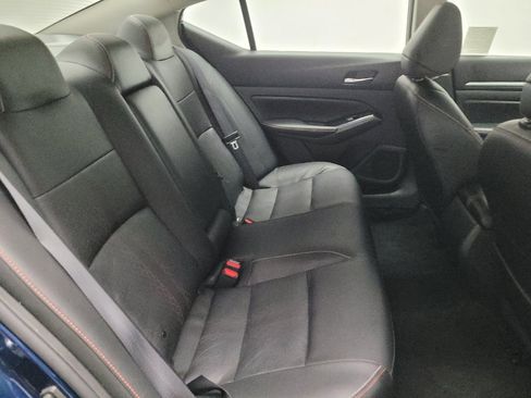Used 2024 Nissan Altima 2.5 SR w/ SR Premium Package FWD image 19