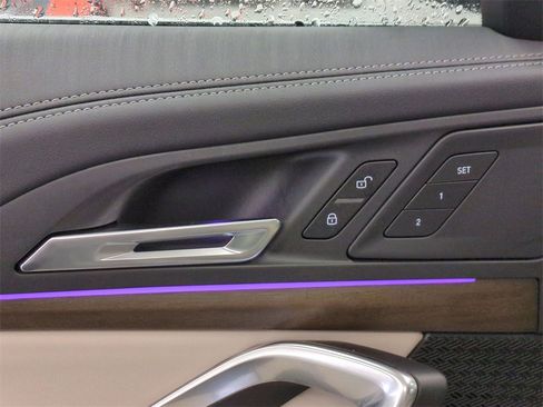 Certified 2025 BMW X1 xDrive28i w/ Technology Package image 10