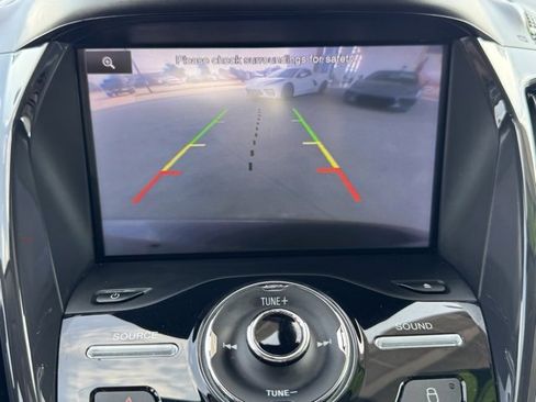 Used 2013 Ford C-MAX SEL image 23