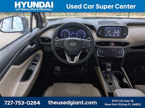 Used 2019 Hyundai Santa Fe SE image 18