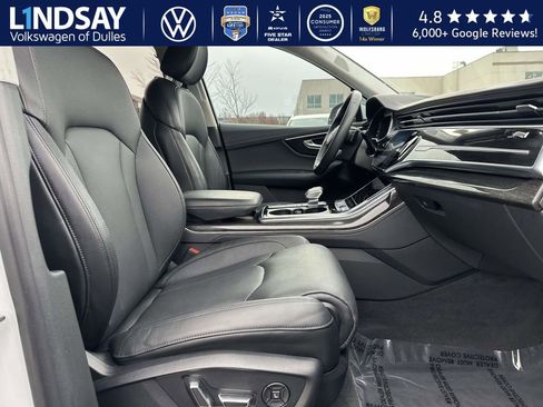 Used 2023 Audi Q7 3.0T Prestige w/ Prestige Package image 11