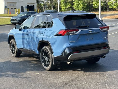 Used 2024 Toyota RAV4 XSE w/ Weather Package AWD/4WD image 9