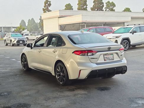 Certified 2024 Toyota Corolla SE FWD image 6