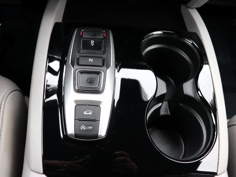 Used 2016 Honda Pilot Touring image 52