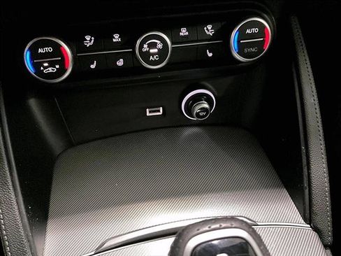 Used 2024 Alfa Romeo Stelvio Ti AWD/4WD image 26