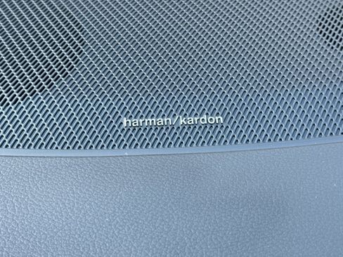 Certified 2025 Volvo XC90 B6 Ultra w/ Protection Package Premier image 21