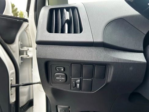 Used 2014 Toyota Prius Two image 13