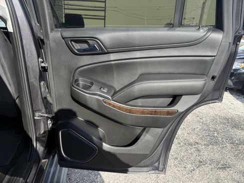 Used 2017 Chevrolet Tahoe LS RWD image 24