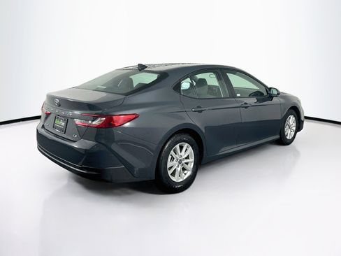 Used 2025 Toyota Camry LE FWD image 9