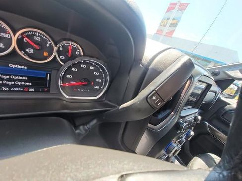 Used 2021 Chevrolet Silverado 1500 RST AWD/4WD image 16