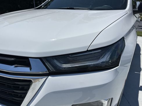 Used 2022 Chevrolet Traverse LS FWD image 6