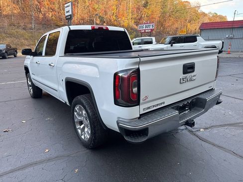 Used 2018 GMC Sierra 1500 SLT w/ SLT Premium Package image 2