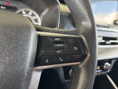 Used 2022 Mitsubishi Outlander ES AWD/4WD image 25