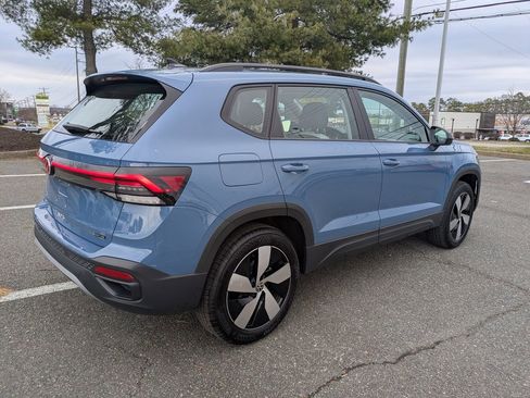 Certified 2025 Volkswagen Taos S image 4