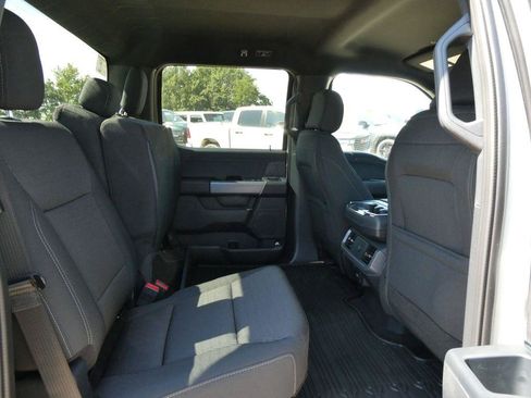 New 2026 Ford F150 XLT w/ FX4 Off-Road Package AWD/4WD image 12