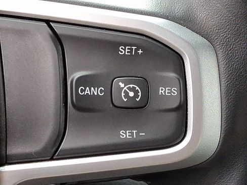 Used 2022 RAM 1500 Big Horn image 22