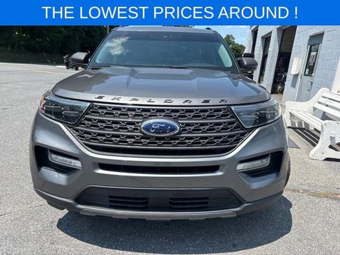 Used 2021 Ford Explorer XLT w/ Equipment Group 202A AWD/4WD image 2