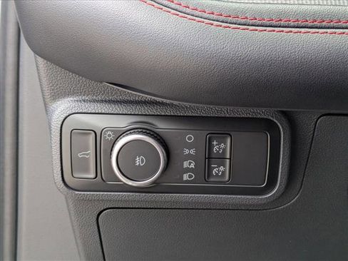 Used 2025 Ford Explorer ST AWD/4WD image 9