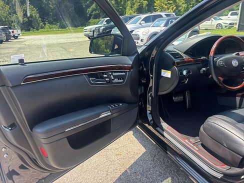 Used 2012 Mercedes-Benz S 550 image 10