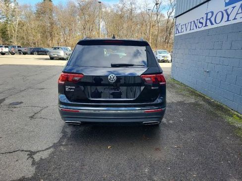 Used 2021 Volkswagen Tiguan SE image 7