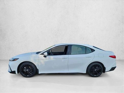 Used 2026 Toyota Camry SE w/ Convenience Package FWD image 8