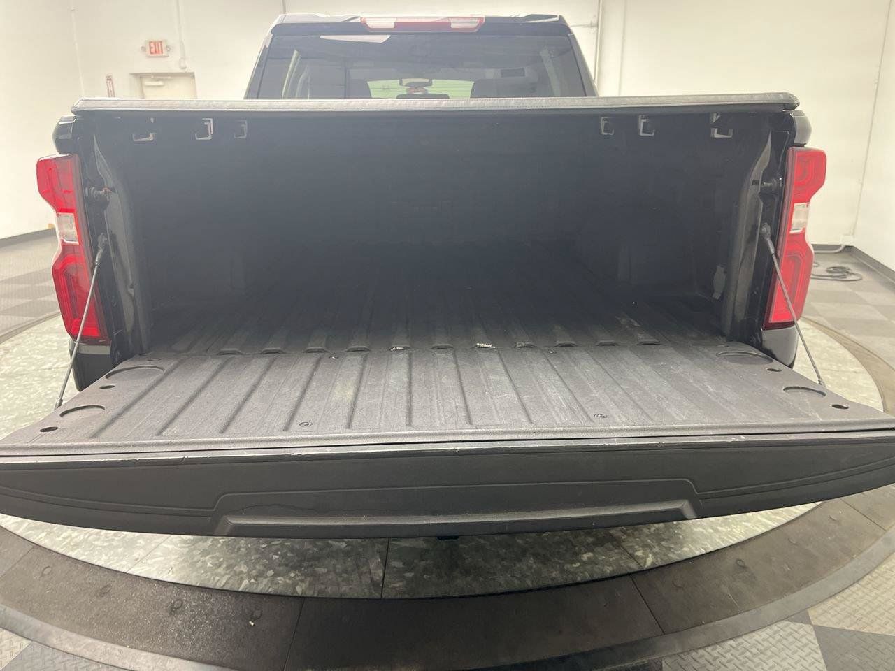 Certified 2021 Chevrolet Silverado 1500 Custom w/ Rally Edition AWD/4WD image 28