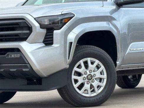 New 2026 Toyota Tacoma SR5 image 7