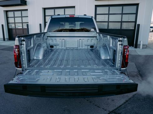 Used 2024 Ford F150 XLT w/ Tow/Haul Package image 9