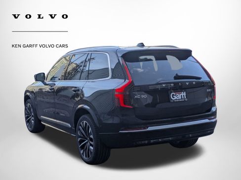 New 2026 Volvo XC90 B5 Plus w/ Protection Package image 5