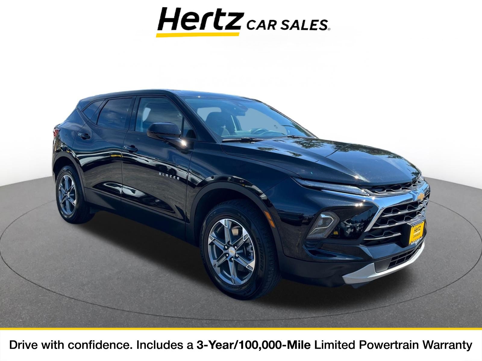 Used 2025 Chevrolet Blazer LT FWD image 1