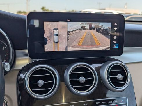 Used 2022 Mercedes-Benz GLC 300 image 7